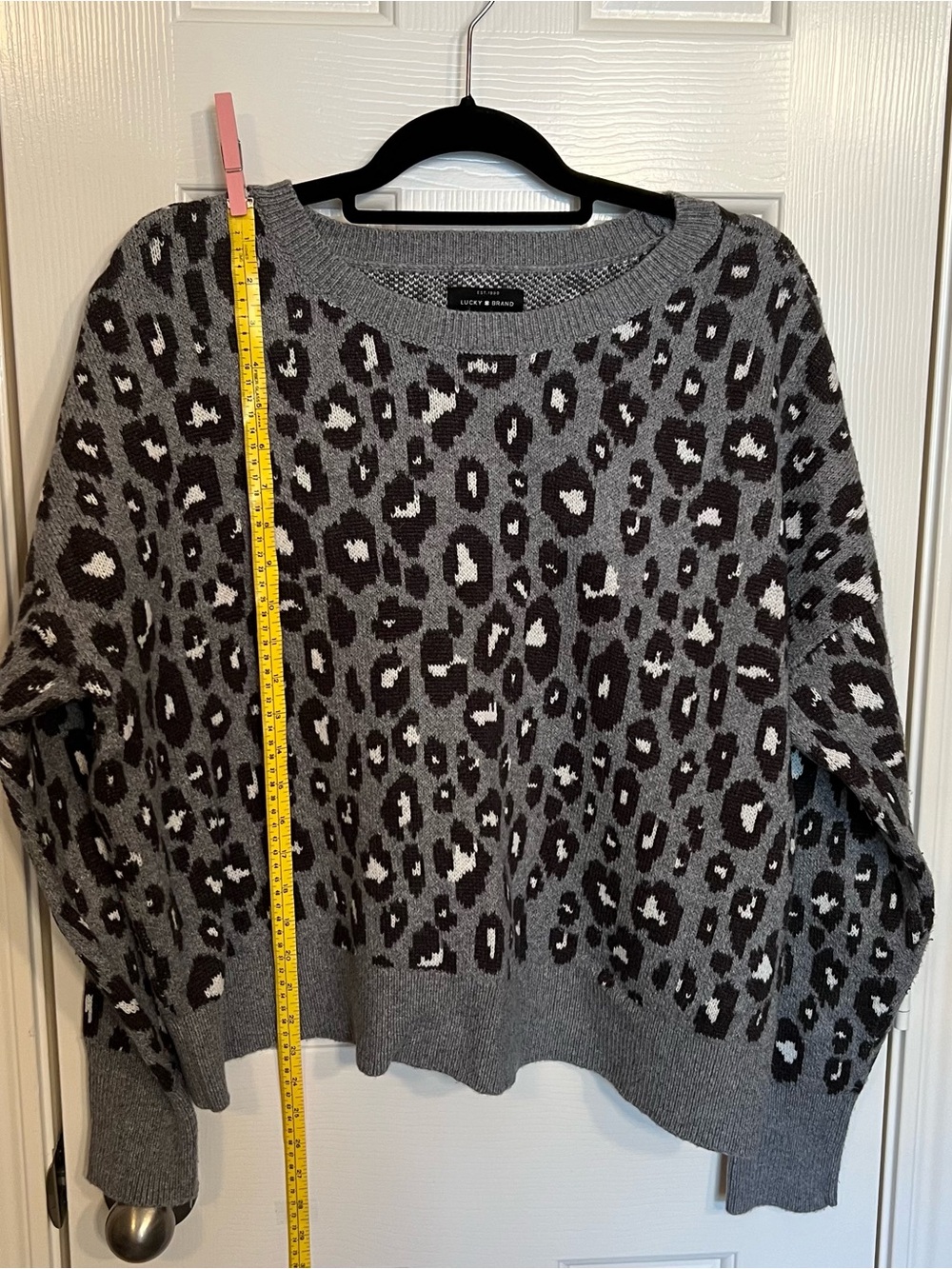 Lucky Brand Gray & Black Leopard Crewneck Sweater